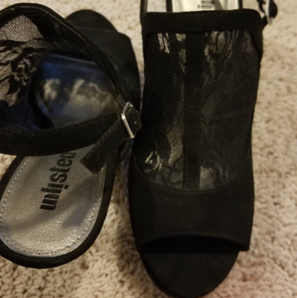 Kenneth cole peep toe pump heel 7.5